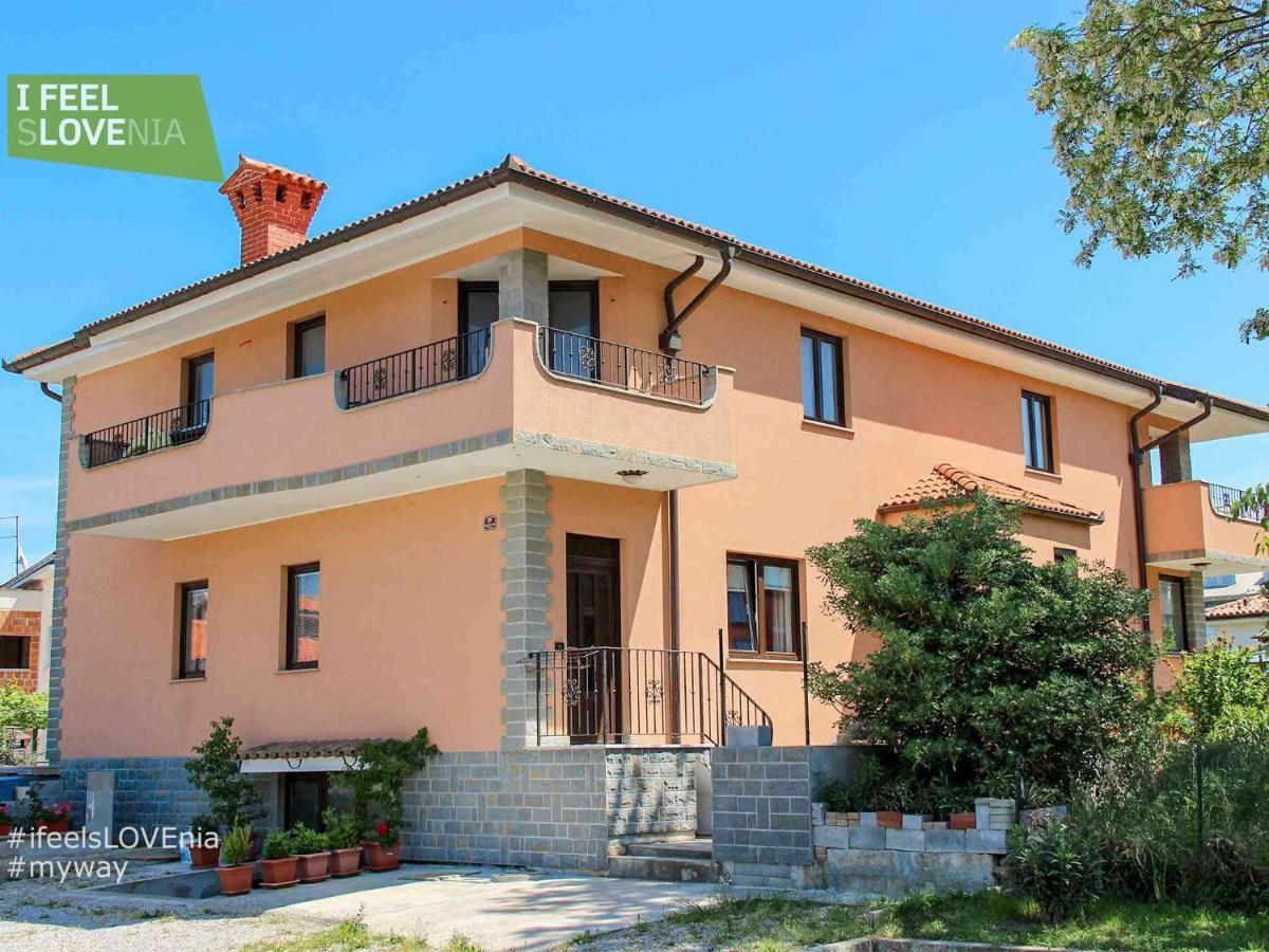Apartment Jerman III Изола Екстериор снимка
